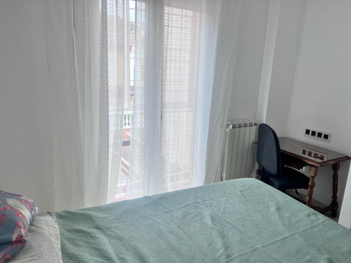 דירות גרנדה Casa Ideal Familias Y Grupos Con Balcones Exterior Soleada Patios Cerca Alhambra, Sierra Nevada, Rio Genil, Lancha Del Genil, Parque Llano Y Reloj Del Sol Con Barbacoas, Campo De Futbol, Circuito Gimnasia מראה חיצוני תמונה